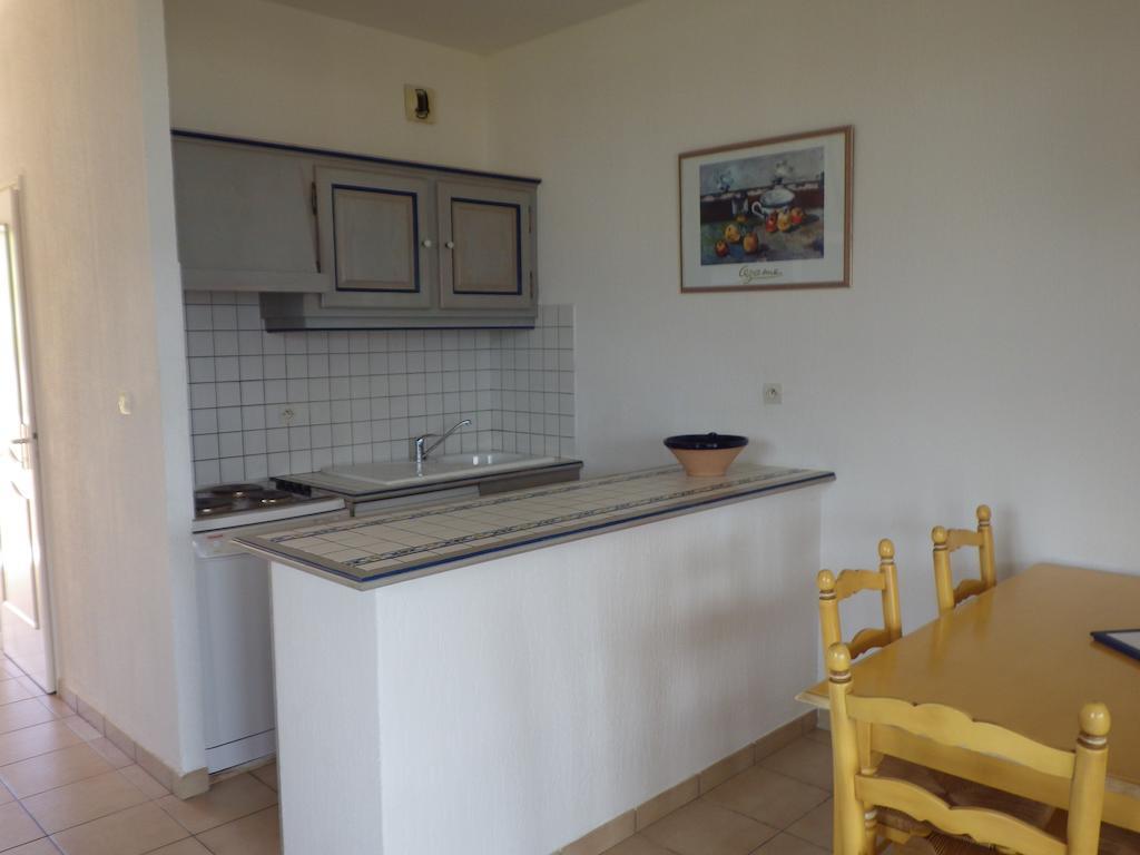 Marina Di Fiori Apartment Propriano  Ruang foto